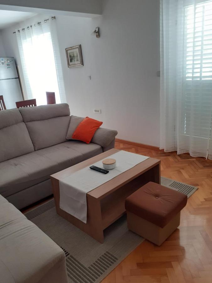 Apartman Maja & Marin Apartman Biograd Na Moru Kültér fotó