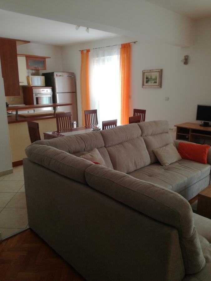 Apartman Maja & Marin Apartman Biograd Na Moru Kültér fotó